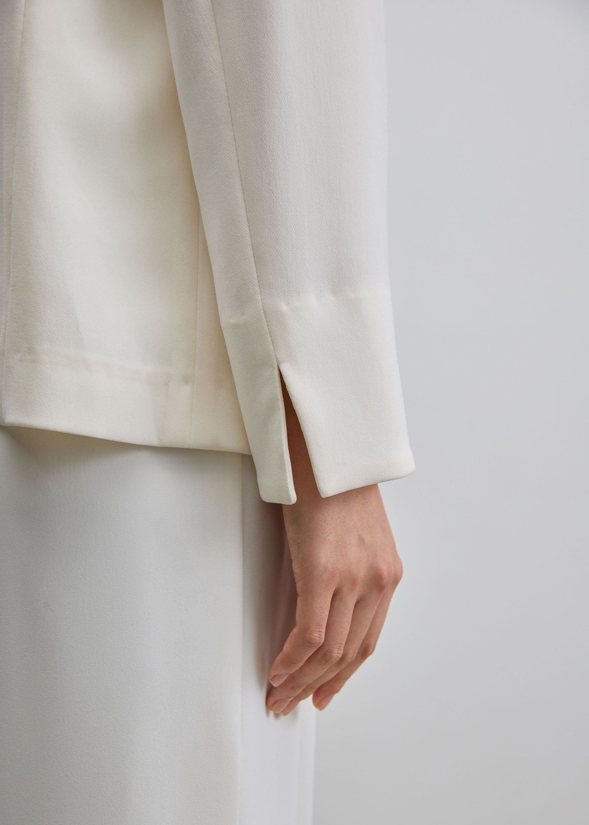 ノーカラージャケット - SOÉJU online store｜上質な大人の女性のため