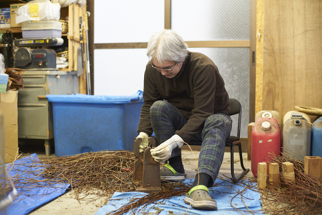 あけびかごの聖地・青森の宮本工芸で選び方やお手入れ方法を聞きました