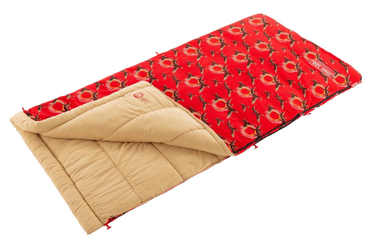 コールマン120周年記念モデルは目にも鮮やかな「赤」が目印