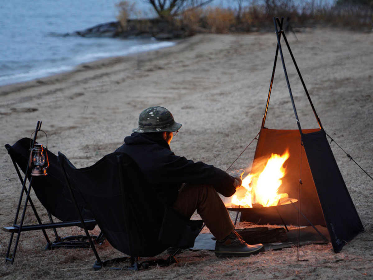 ティピー型風防で焚き火を少しでも安全＆効率的に楽しもう