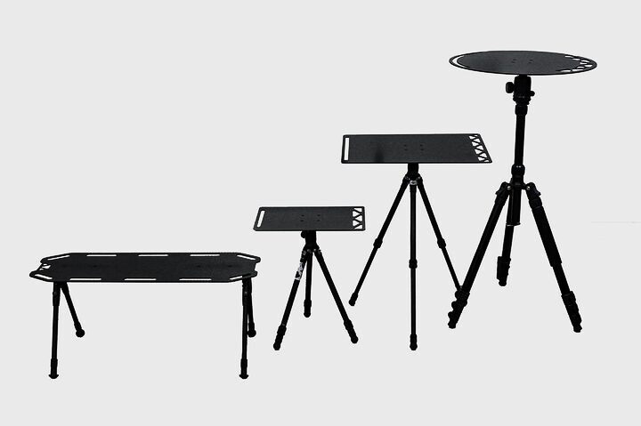 軽い＆頑丈なカーボン製のキャンプテーブルと三脚用テーブルトップ