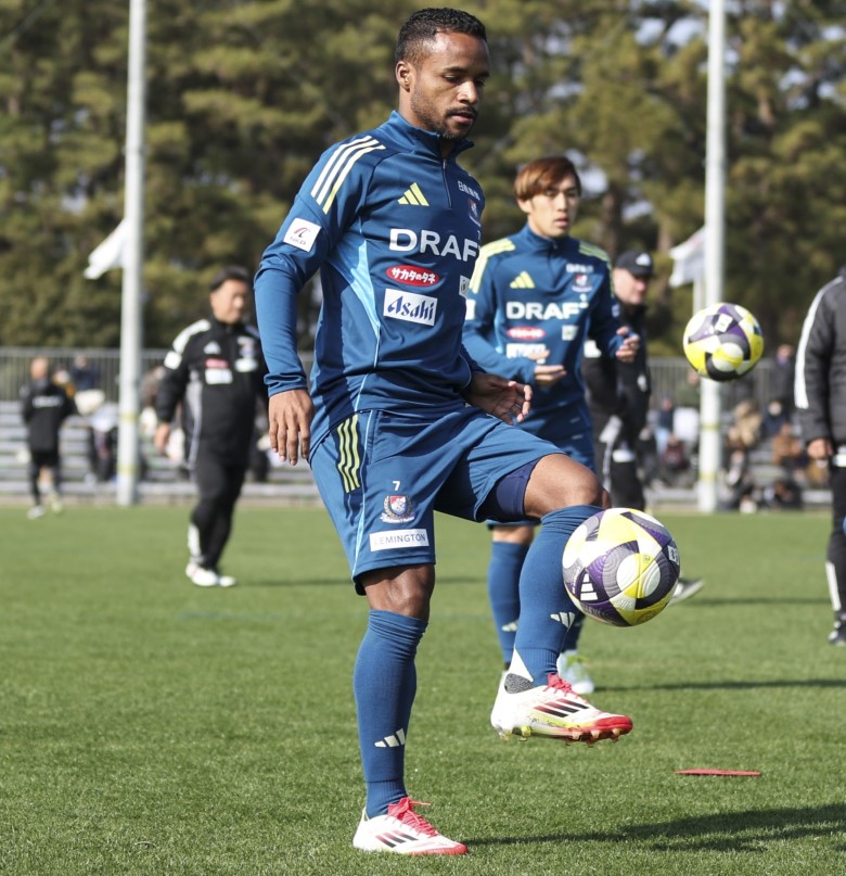 2025チームオフィシャルトレーニングウェア発売のお知らせ | ニュース