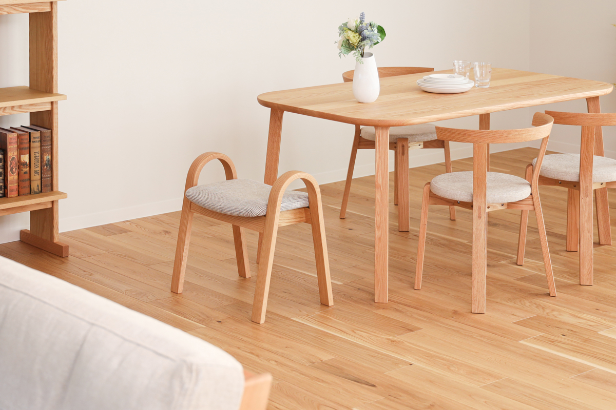 ibata直営 曲木スツール｜CHAIR｜飛騨の家具/国産家具/無垢材の家具