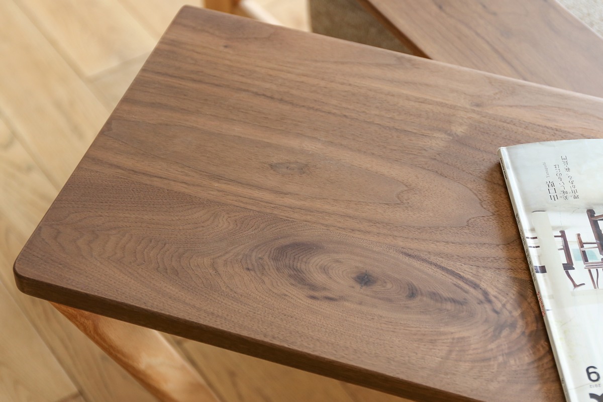 ibata直営 Sign サイン サイドテーブル｜TABLE｜飛騨の家具/国産家具