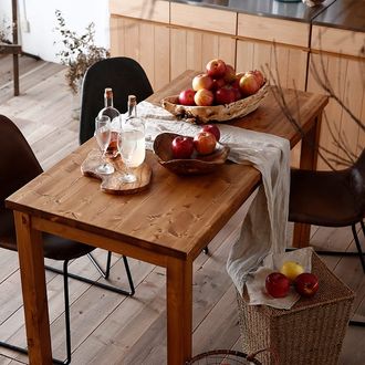 幅140] ダイニングテーブル 単品 床傷防止付き 天然木 | 【公式】LOWYA