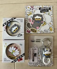 ロムアンド ZOAコラボ ハイライト ミニアイシャドウ セット - メルカリ