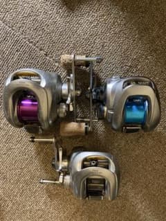 早い者勝ち！シマノベイトリール 3個セット - メルカリ