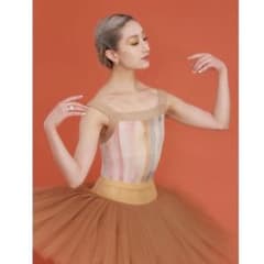 LISA様 unoaレオタード・LEVDANCEラップスカート2点セット - メルカリ