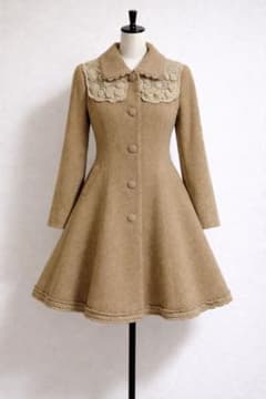 美品】ピンクハウス ベージュ フレアコート レース襟 - メルカリ