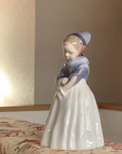 ロイヤルコペンハーゲン☆Amager Fanoe Girl アマの少女☆美品 - メルカリ
