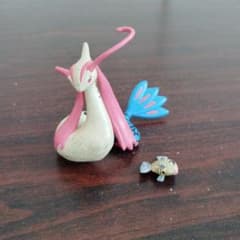 立体ポケモン図鑑 ヒンバス ミロカロス - メルカリ