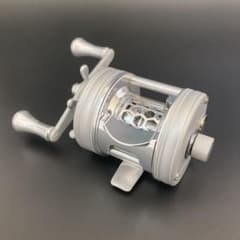 新品】渓流ベイトリール 丸型リール トラウト用 シルバー 銀 オールド