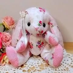 可憐うさ 垂れ耳うさぎ ロップイヤー ハンドメイド ぬいぐるみ - メルカリ
