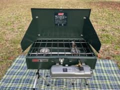 中古現状！【Coleman】 キャンプのド定番 ツーバーナー アンレデッド