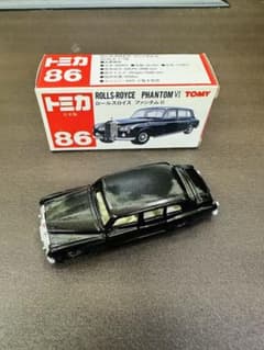 トミカ 赤箱 86 ロールスロイス ファンタムⅥ 日本製 - メルカリ