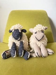 CARRAIG DONN キャレイグドン 手編み 羊 ぬいぐるみ メリノウール