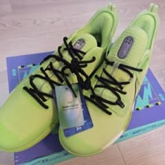 匿名発送 新品タグ付き361° バッシュ 蛍光グリーン シューズ - メルカリ