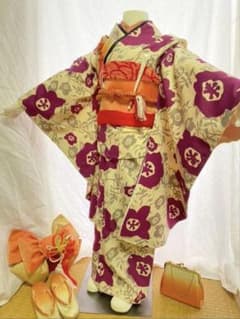 一度着用レトロ柄着物と長襦袢を使った7歳振袖セット - メルカリ