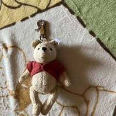 Steiff くまのプーさんキーホルダー クラシックプー - メルカリ