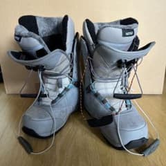 T*F様 NITRO CLOUD 6 スノーボードブーツ グレー - メルカリ