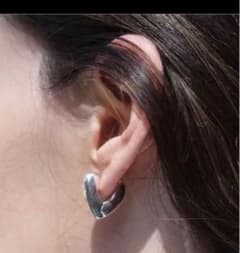 新品神崎恵着ANNIKA INEZアニカイネズ ハートフープピアススモール