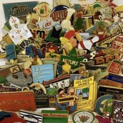 フランス雑貨☆ピンバッジまとめて80個セット☆ - メルカリ