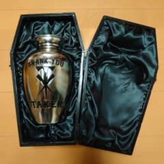 WWE アンダーテイカー 骨壷オブジェ - メルカリ