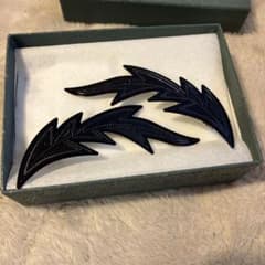 新品未使用】TOGA ARCHIVES TOO モチーフピン ヘアクリップ - メルカリ