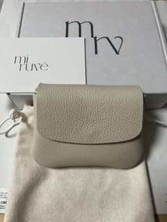 韓国miruveミニウォレットクリーム - メルカリ