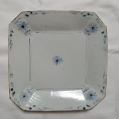 三連休中値引き！ 佐藤もも子さん花柄八角皿 - メルカリ