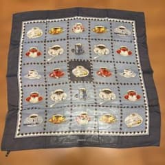 ラガーフェルド LAGERFELD コーヒーカップデザイン 大判スカーフ