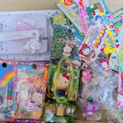 ハローキティ ご当地キティ ストラップ 24個おまとめ（天使他） - メルカリ