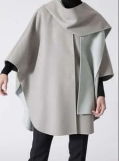 ADORE｜定価8.5万 2TONE リバーフードコート ケープ 38 - メルカリ