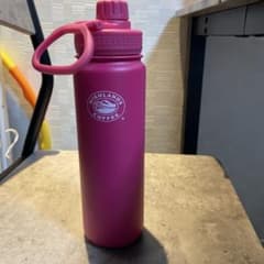 HIGHLANDS COFFEE ピンク水筒 - メルカリ