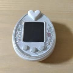 たまごっちP's ホワイト Tamagotchi たまごっちピース 白 - メルカリ