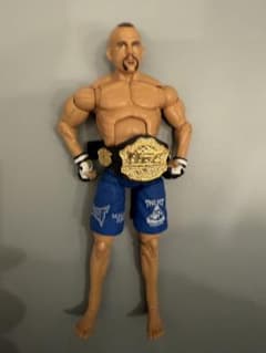 UFC アクションフィギュア チャンピオンベルト付き - メルカリ