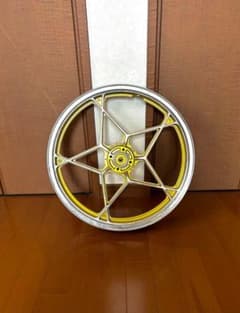 希少 gs125 キャストホイール 星型キャスト フロントホイール 歪み割れ