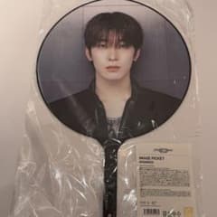 ウォヌ うちわ seventeen セブチ RIGHT HERE JAPAN - メルカリ