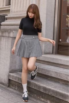 Herlipto Vienna Pleated Mini Skirt - メルカリ