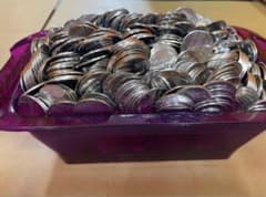 パチスロ用 メダル25π 1000枚+ドル箱セット - メルカリ