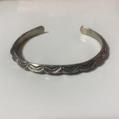 ナバホ Kevin Ramone Navajo インディアンジュエリー バングル - メルカリ