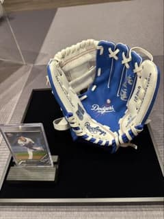 Dodgersドジャース 山本由伸 直筆サイン入り グローブ 10インチ&カード