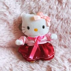 希少レア ハローキティ ぬいぐるみ マスコット 世界の衣装 サンリオ