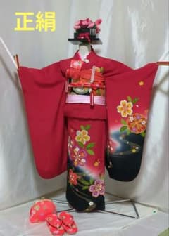 七五三 7歳女の子用 赤色花柄 正絹着物 簪セット付き - メルカリ