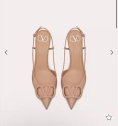 k*5様 ヴァレンティノ パンプス ヒール Vロゴ ベージュ ピンク 25.0