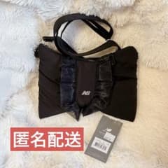 ニューバランス ミニベラバッグ ショルダーバッグ フリル 海外限定 黒