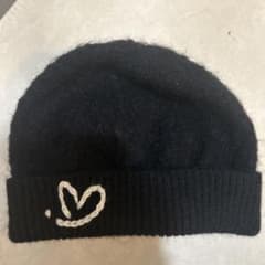 ADERERROR 黒ニット帽 ワンサイズ ハート刺繍 - メルカリ