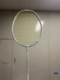 フォルティウス11クイック 限定カラー 白 - メルカリ