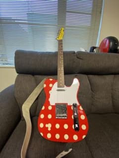 激レア・未使用に近いFenderJapan限定ディズニー ミニーマウスギター