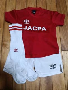 JACPA umbro サッカーウェア 赤 子供用 120サイズ - メルカリ
